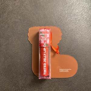 The Crème Shop x Hello Kitty Star-Struck Tinted Jelly Lip Oil (Red)